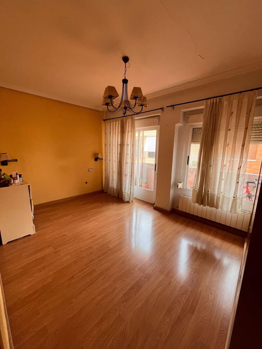 3 slaapkamer Penthouse te koop in Albacete stad - € 155.000 (Ref: 9119441)