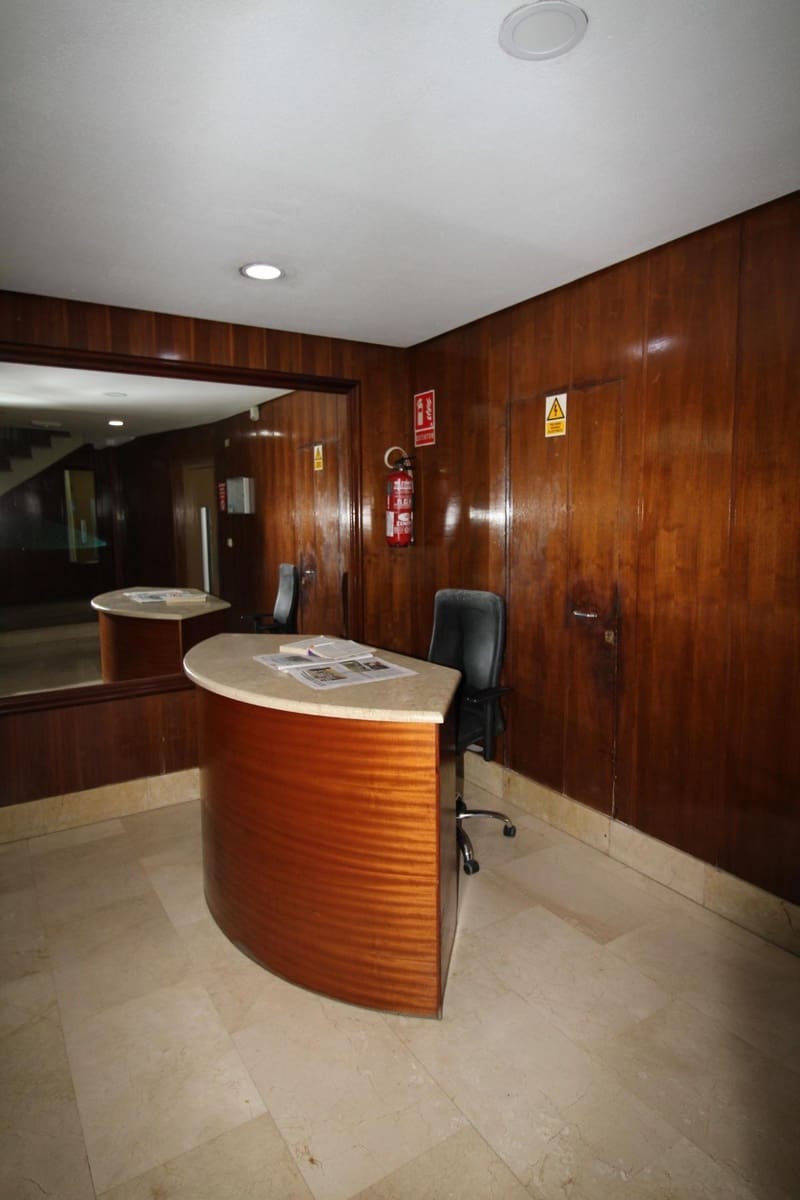 Office for sale in Murcia city - € 582,000 (Ref: 9119443)