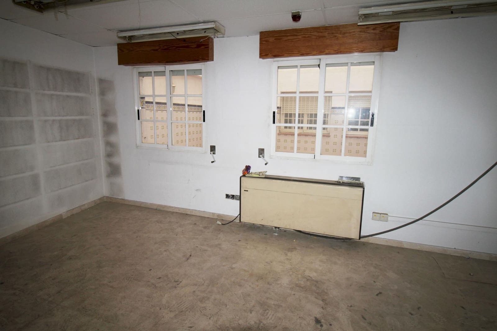 Office for sale in Murcia city - € 582,000 (Ref: 9119443)