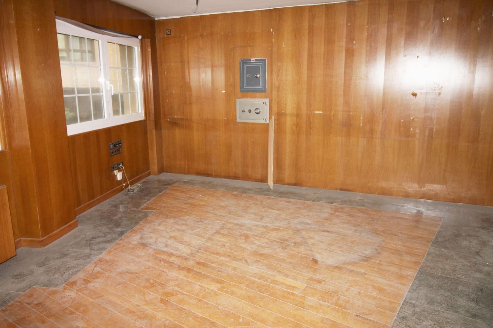 Office for sale in Murcia city - € 582,000 (Ref: 9119443)