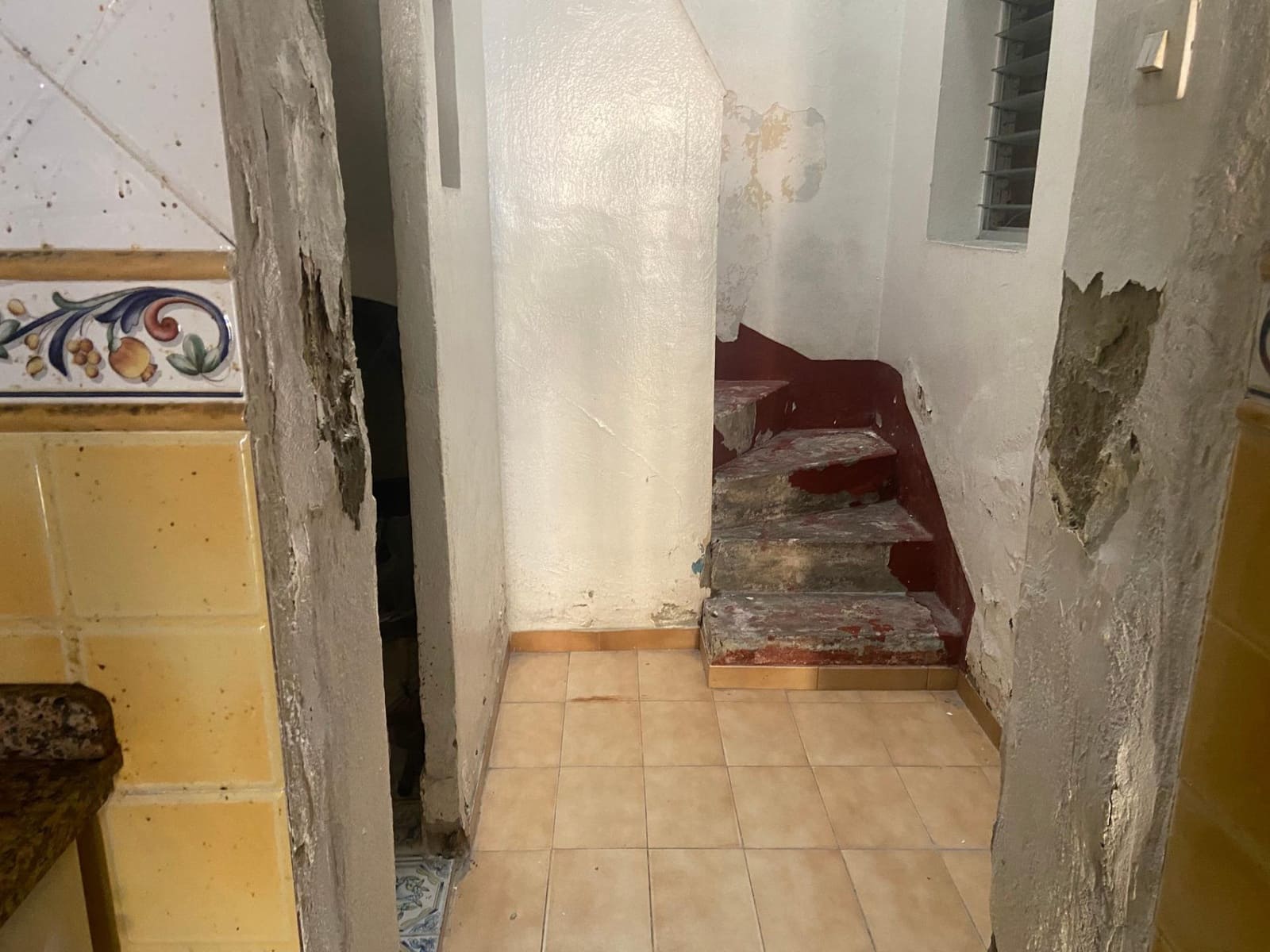 3 soverom Hus til salgs i Jerez de la Frontera - € 90 000 (Ref: 9119444)