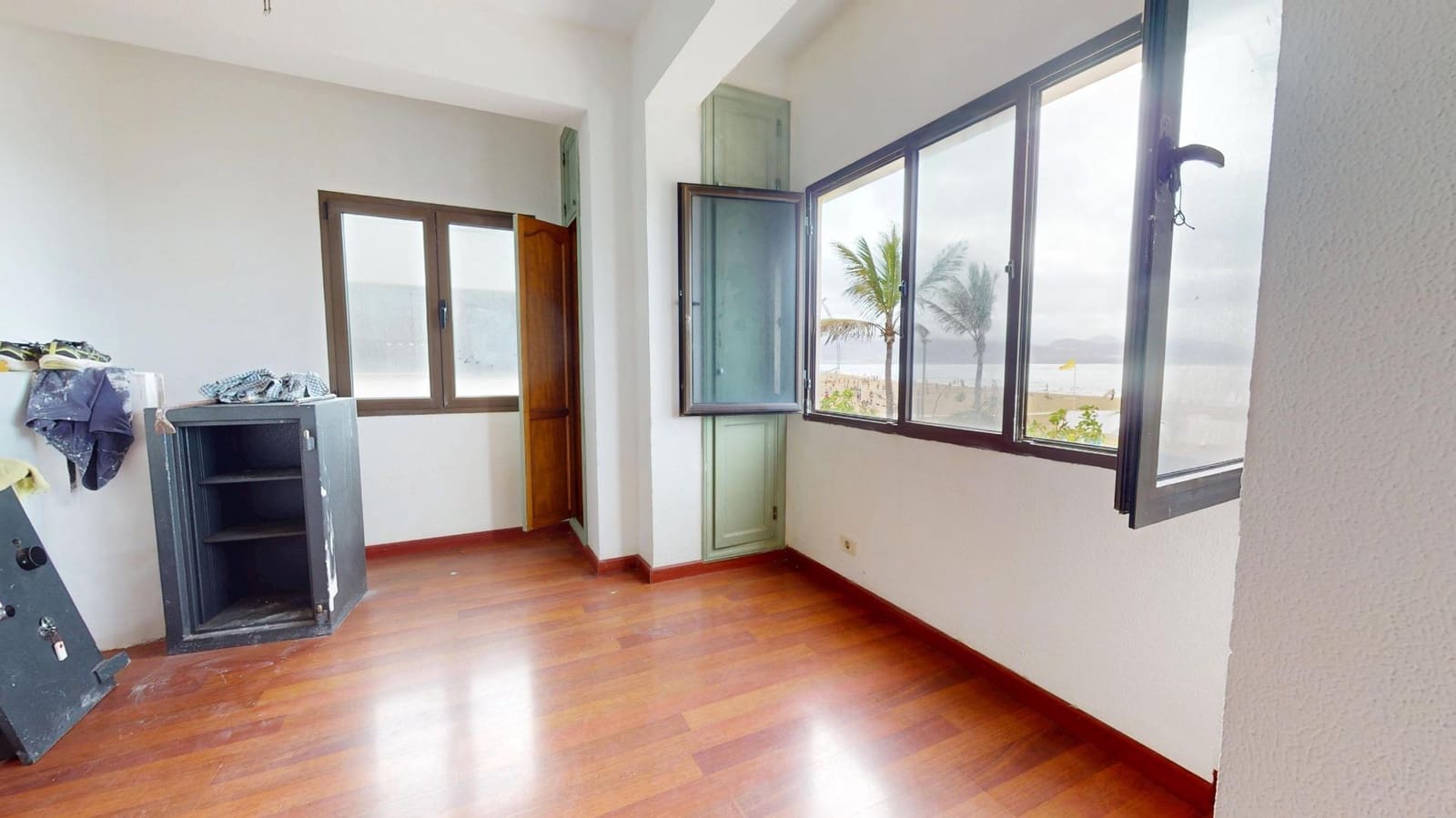 4 soverom Leilighet til salgs i Las Palmas de Gran Canaria - € 600 000 (Ref: 9119446)