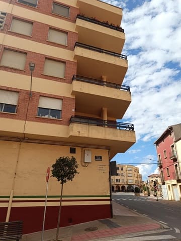 Piso de 3 habitaciones en Entrena en venta - 85.000 € (Ref: 9119448)