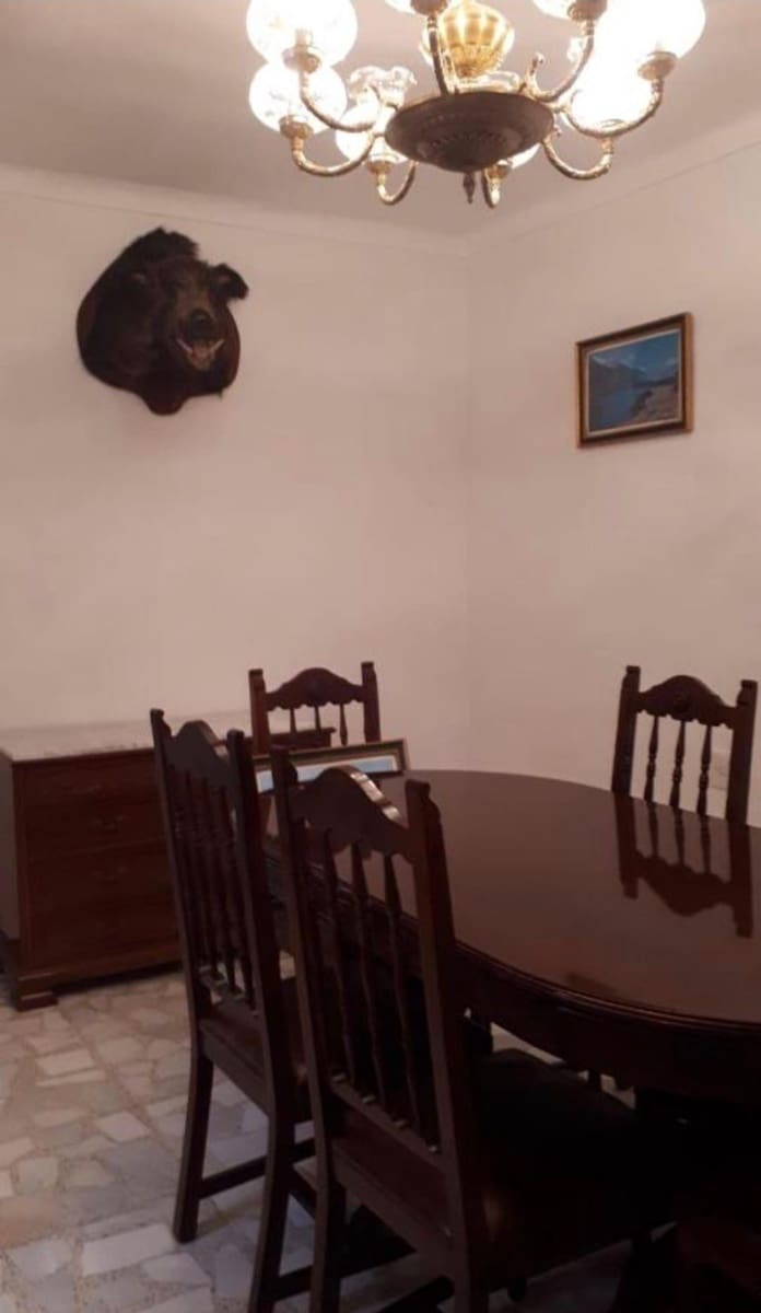 Finca/Casa Rural de 6 habitaciones en Vilches en venta con garaje - 130.000 € (Ref: 9119452)