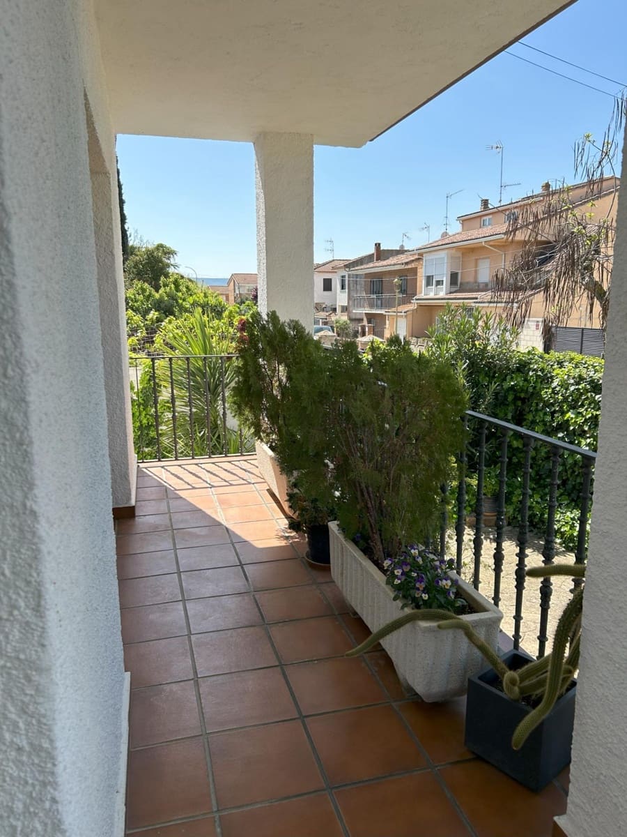 5 soveværelse Villa til salg i Alovera med swimmingpool - € 470.000 (Ref: 9119453)