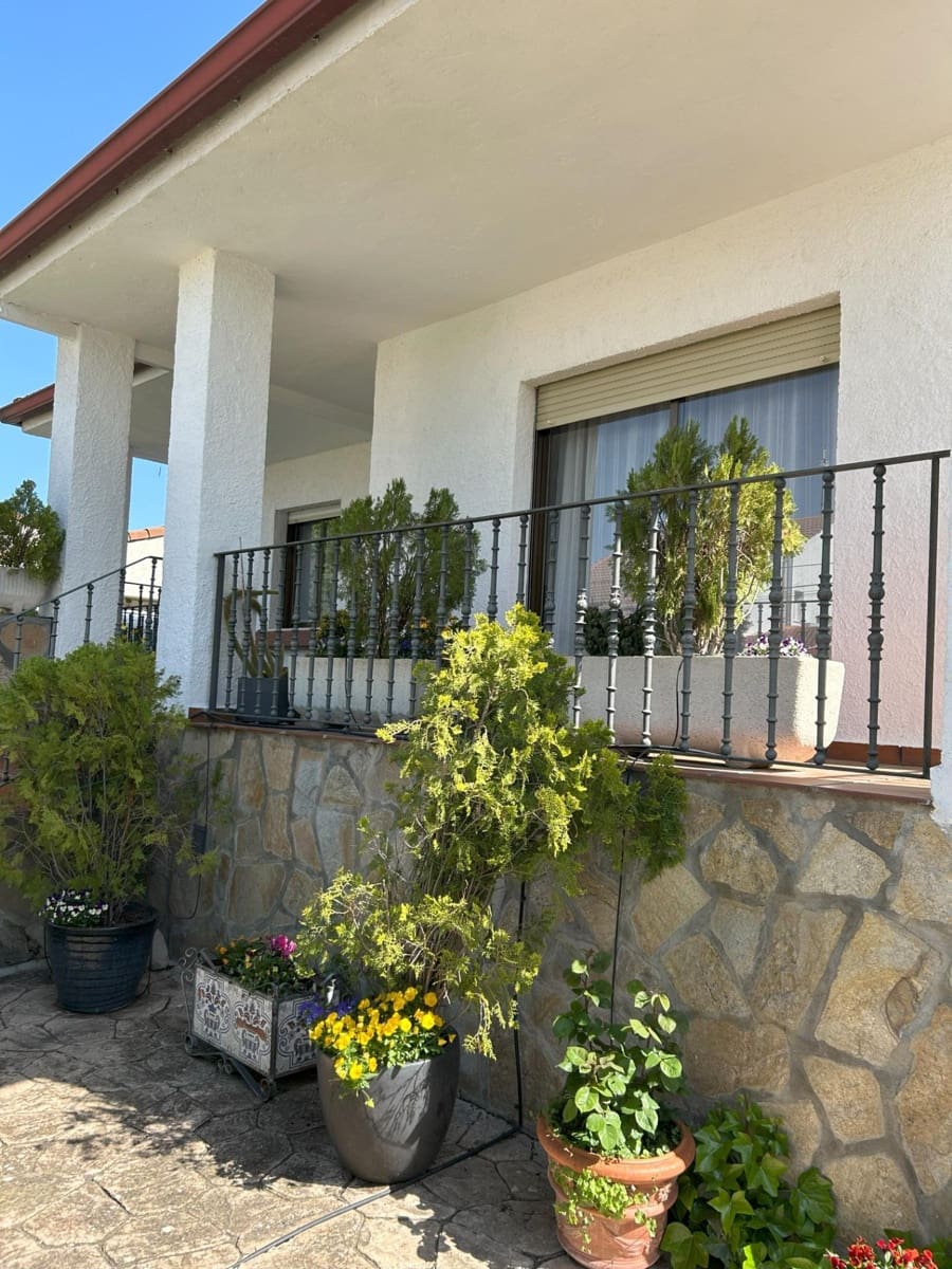 5 soveværelse Villa til salg i Alovera med swimmingpool - € 470.000 (Ref: 9119453)