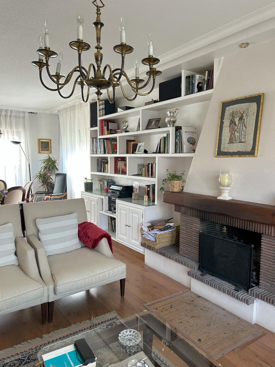 5 soveværelse Villa til salg i Alovera med swimmingpool - € 470.000 (Ref: 9119453)