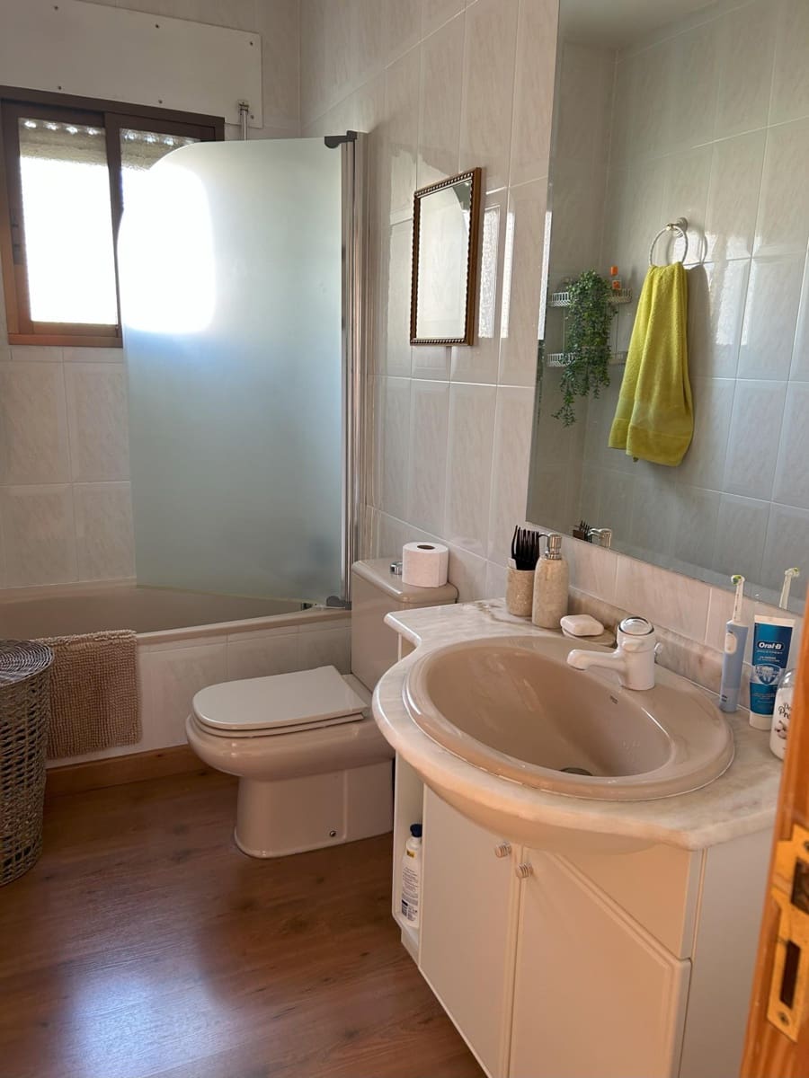 5 soveværelse Villa til salg i Alovera med swimmingpool - € 470.000 (Ref: 9119453)