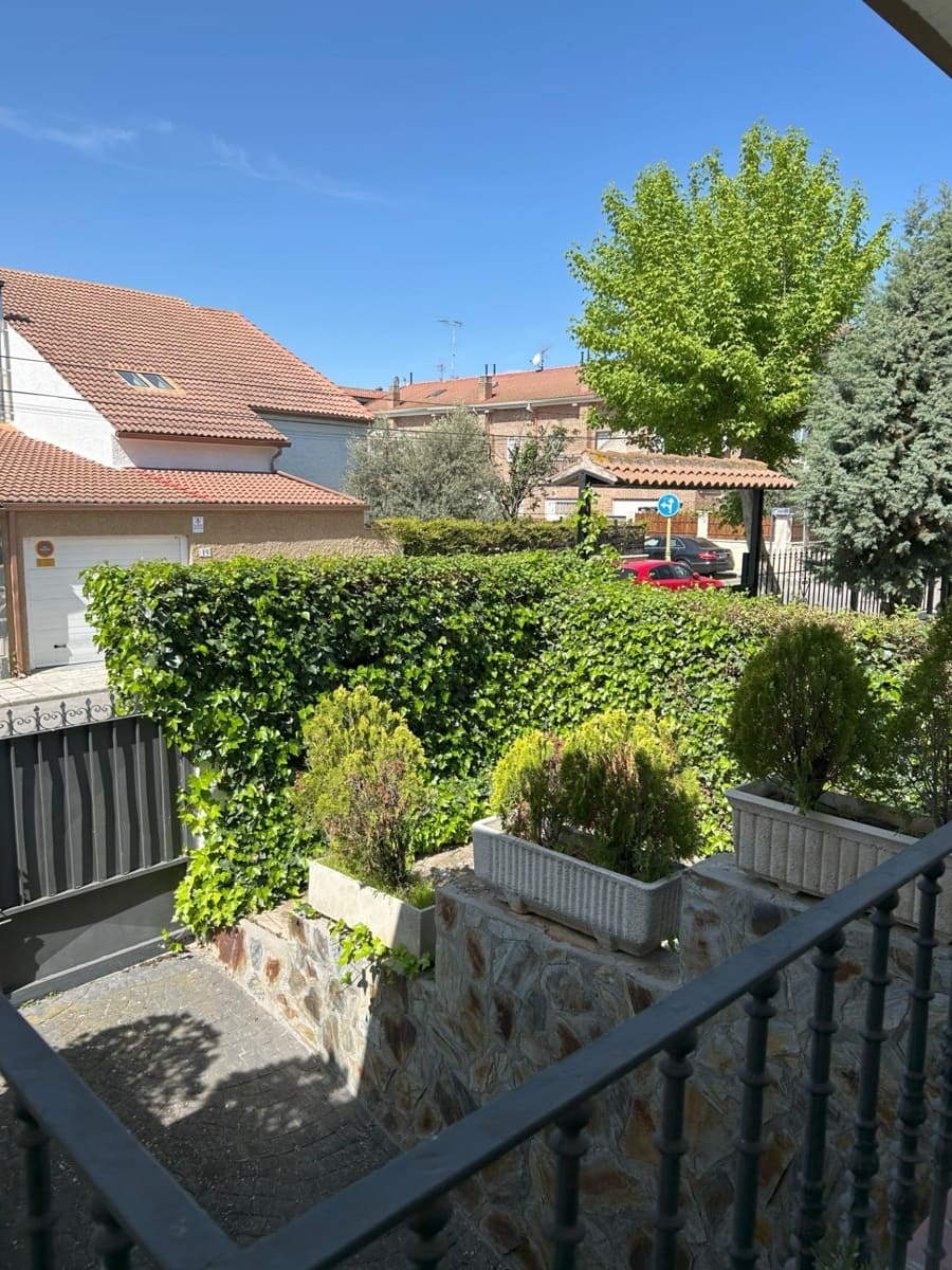 5 soveværelse Villa til salg i Alovera med swimmingpool - € 470.000 (Ref: 9119453)