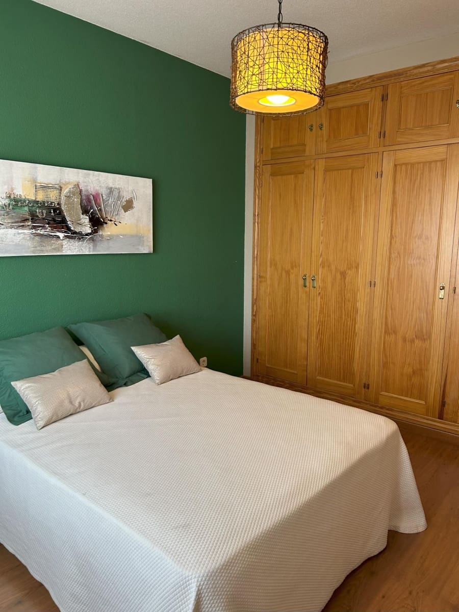 5 soveværelse Villa til salg i Alovera med swimmingpool - € 470.000 (Ref: 9119453)