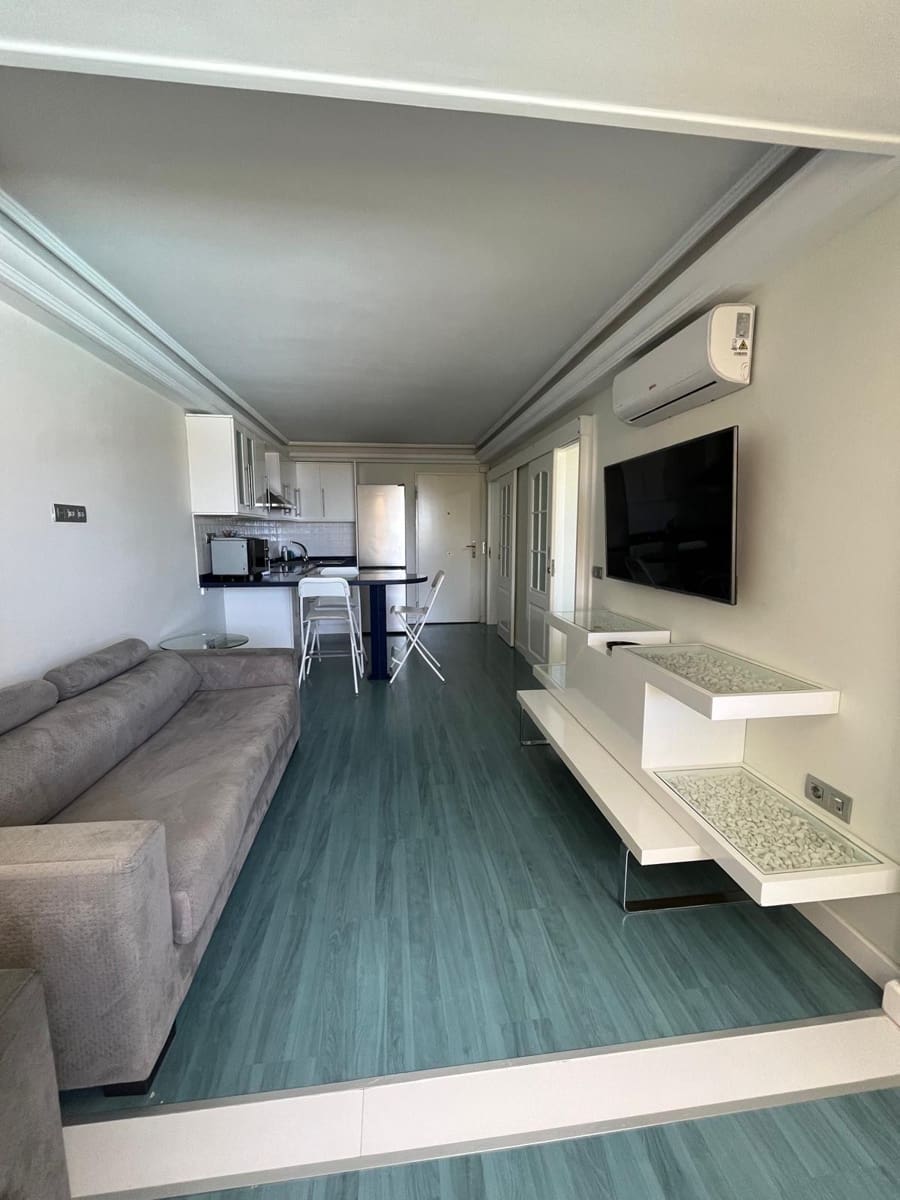 1 sovrum Lägenhet att hyra i Patalavaca - 1 400 € (Ref: 9119458)