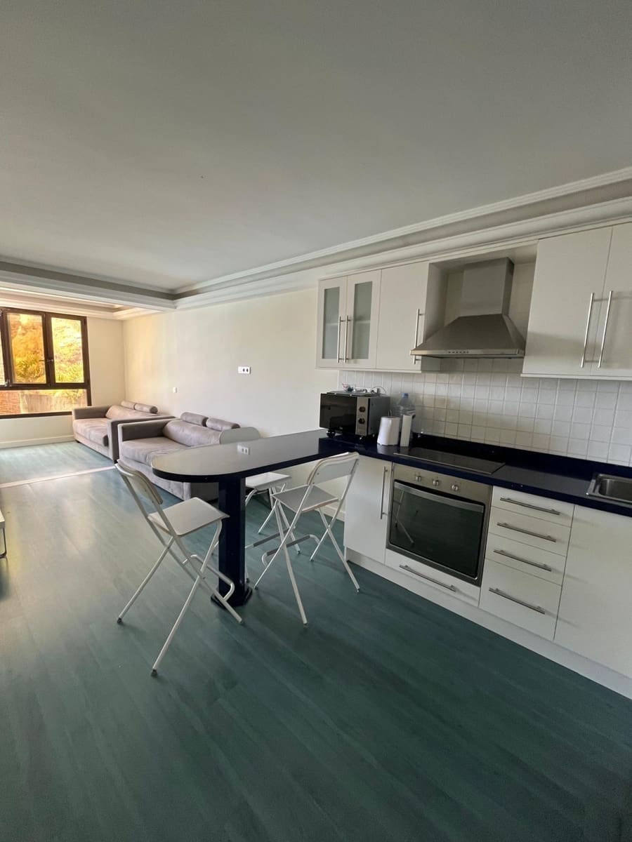 1 sovrum Lägenhet att hyra i Patalavaca - 1 400 € (Ref: 9119458)