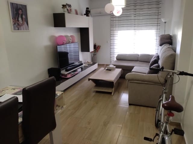 2 soveværelse Lejlighed til salg i Huerta de la Reina, Córdoba by - € 168.000 (Ref: 9123814)