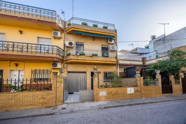 4 soverom Rekkehus til salgs i Camas med garasje - € 199 500 (Ref: 9125231)