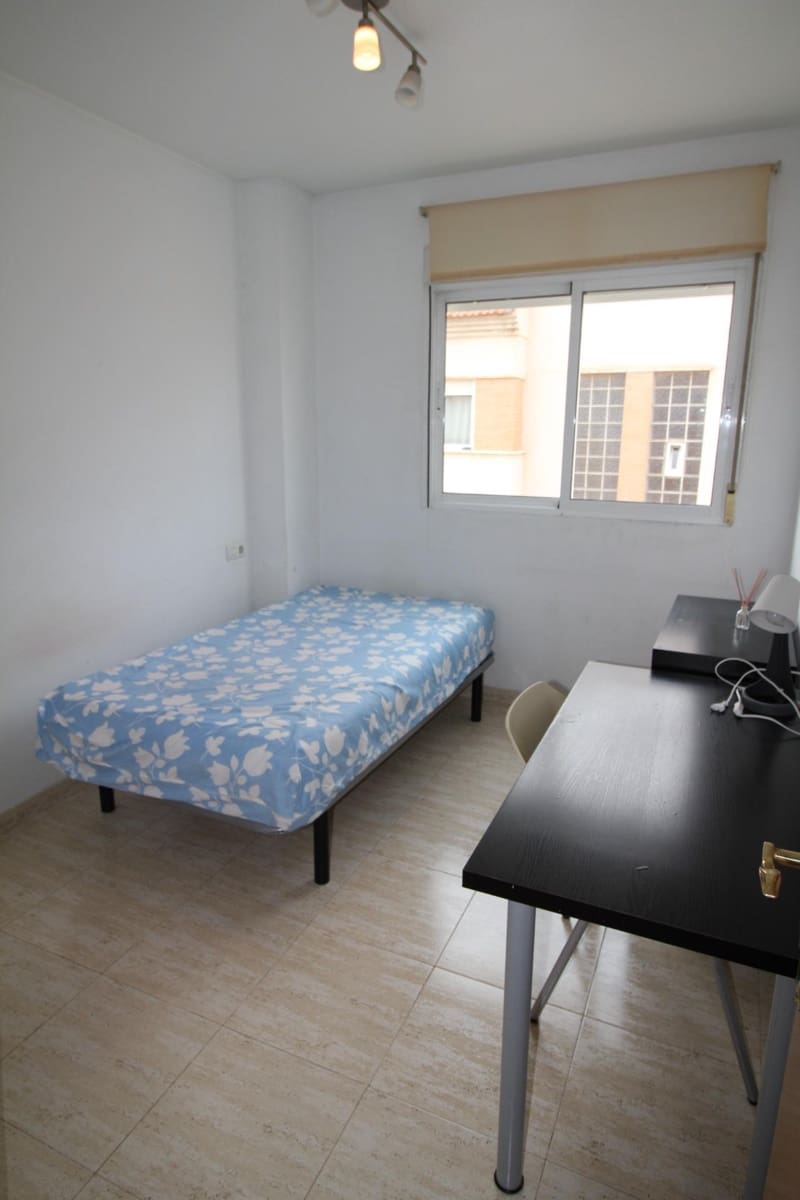 4 sypialnia Apartament na sprzedaż w Espinardo z garażem - 199 900 € (Ref: 9125237)