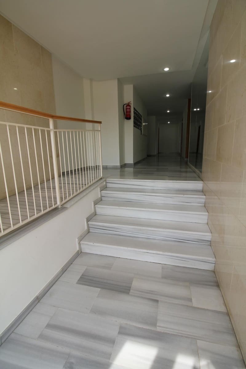 4 sypialnia Apartament na sprzedaż w Espinardo z garażem - 199 900 € (Ref: 9125237)