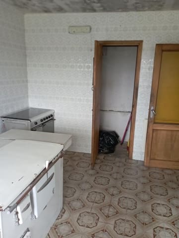 Finca/Casa Rural de 3 habitaciones en Lugo ciudad en venta - 200.000 € (Ref: 9125242)