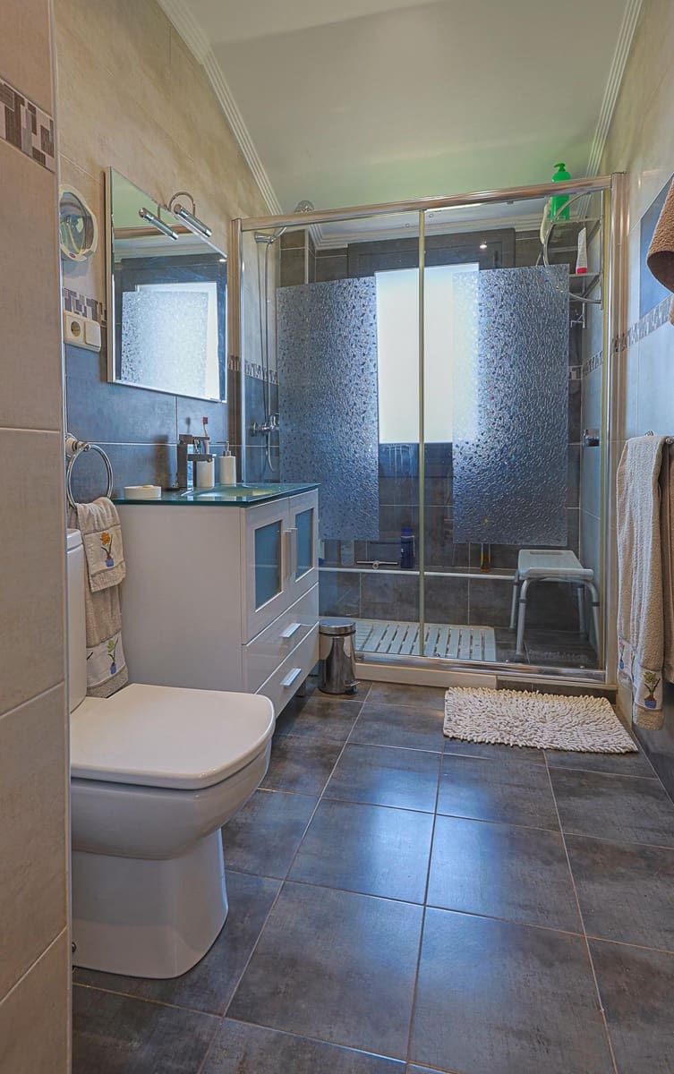 5 Zimmer Villa zu verkaufen in Aldeamayor de San Martin mit Garage - 335.000 € (Ref: 9125244)