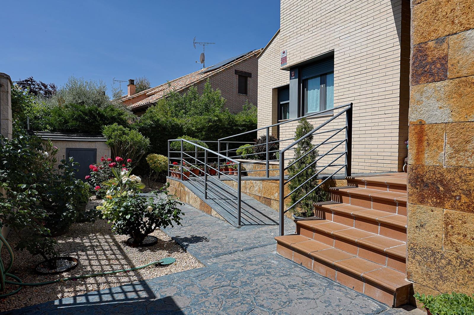 5 Zimmer Villa zu verkaufen in Aldeamayor de San Martin mit Garage - 335.000 € (Ref: 9125244)