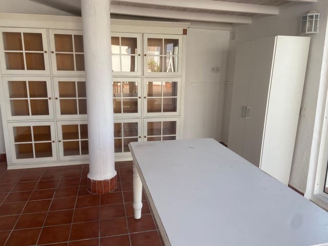 4 slaapkamer Penthouse te koop in Jerez de la Frontera met garage - € 411.500 (Ref: 9125247)