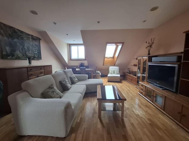 2 soveværelse Penthouse til salg i A Coruña by - € 250.000 (Ref: 9125249)