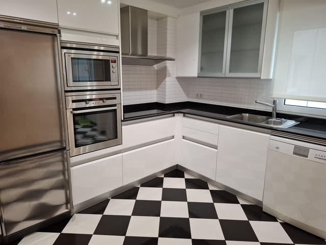 4 Zimmer Wohnung zu verkaufen in A Coruña Stadt - 650.000 € (Ref: 9125250)