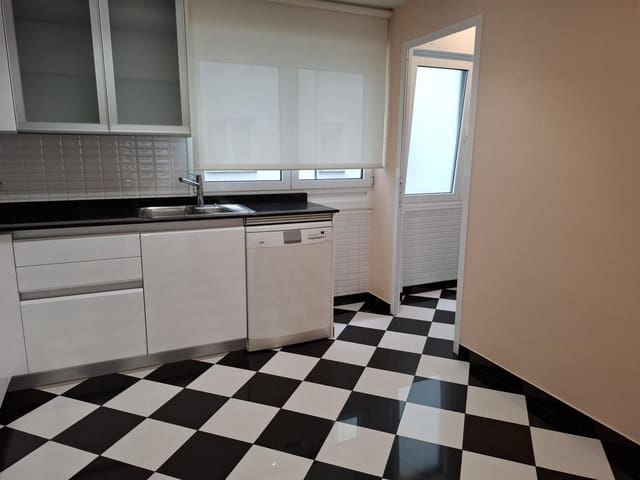 4 Zimmer Wohnung zu verkaufen in A Coruña Stadt - 650.000 € (Ref: 9125250)