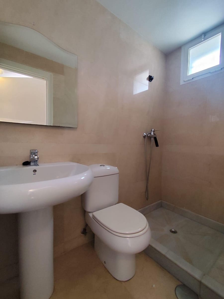 5 soveværelse Villa til salg i Almensilla med garage - € 389.000 (Ref: 9125252)