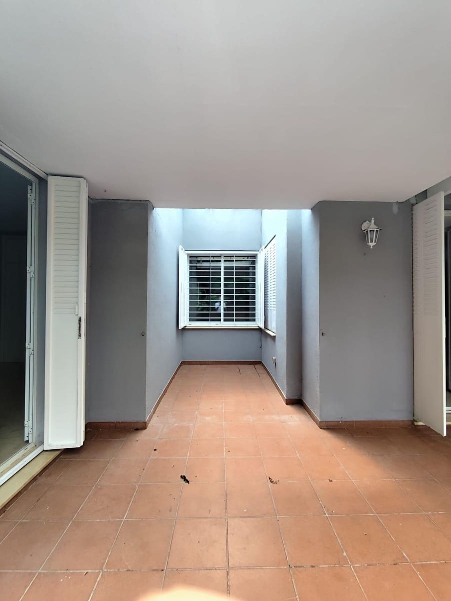 5 soveværelse Villa til salg i Almensilla med garage - € 389.000 (Ref: 9125252)