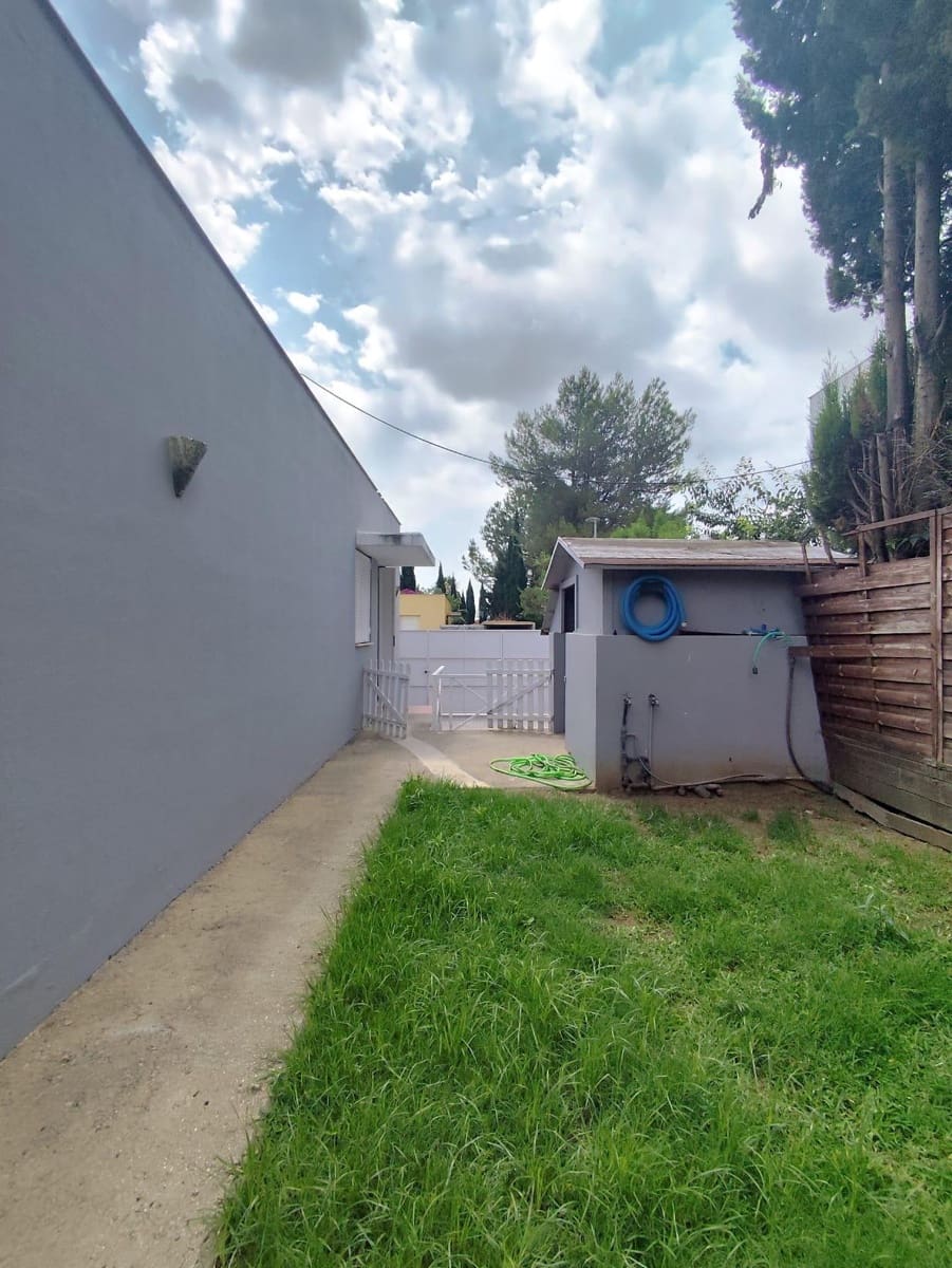 5 soveværelse Villa til salg i Almensilla med garage - € 389.000 (Ref: 9125252)