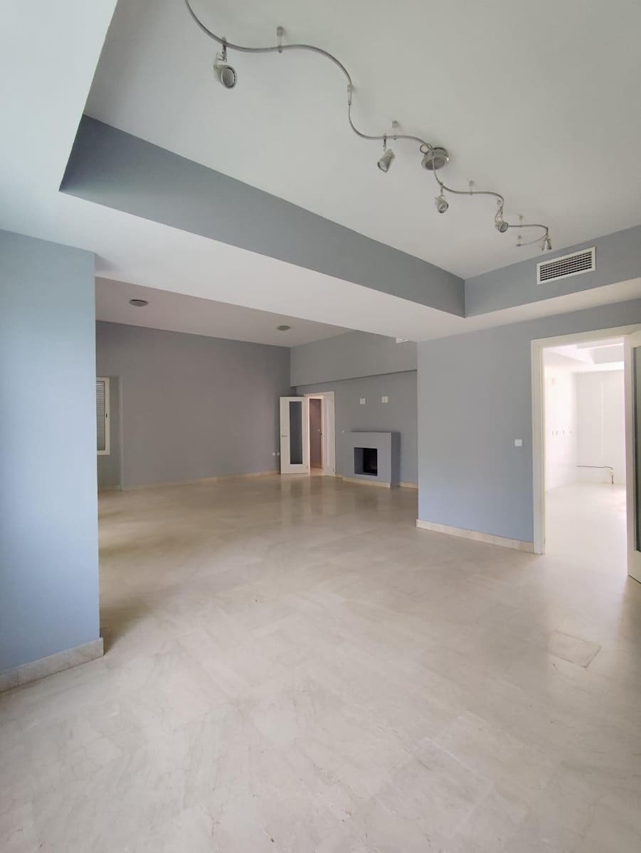 5 soveværelse Villa til salg i Almensilla med garage - € 389.000 (Ref: 9125252)