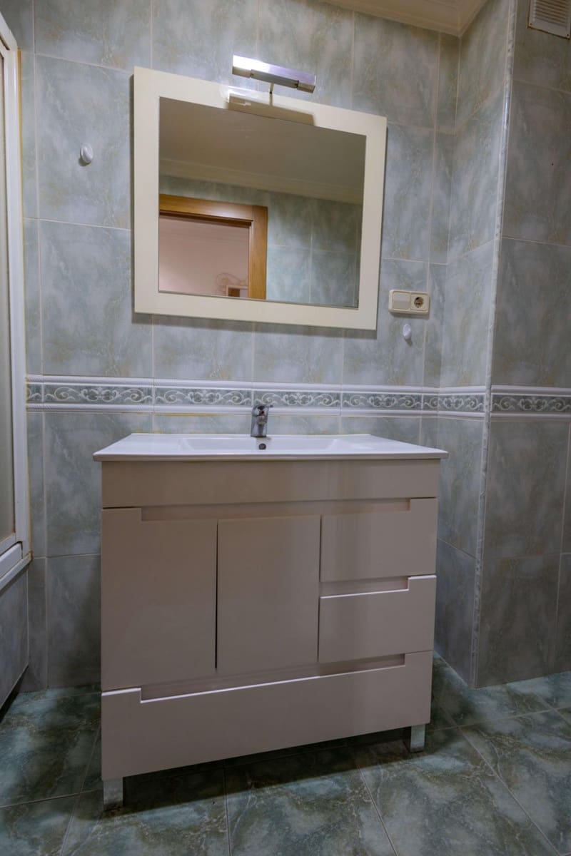 3 slaapkamer Flat te koop in Albacete stad - € 220.000 (Ref: 9125255)