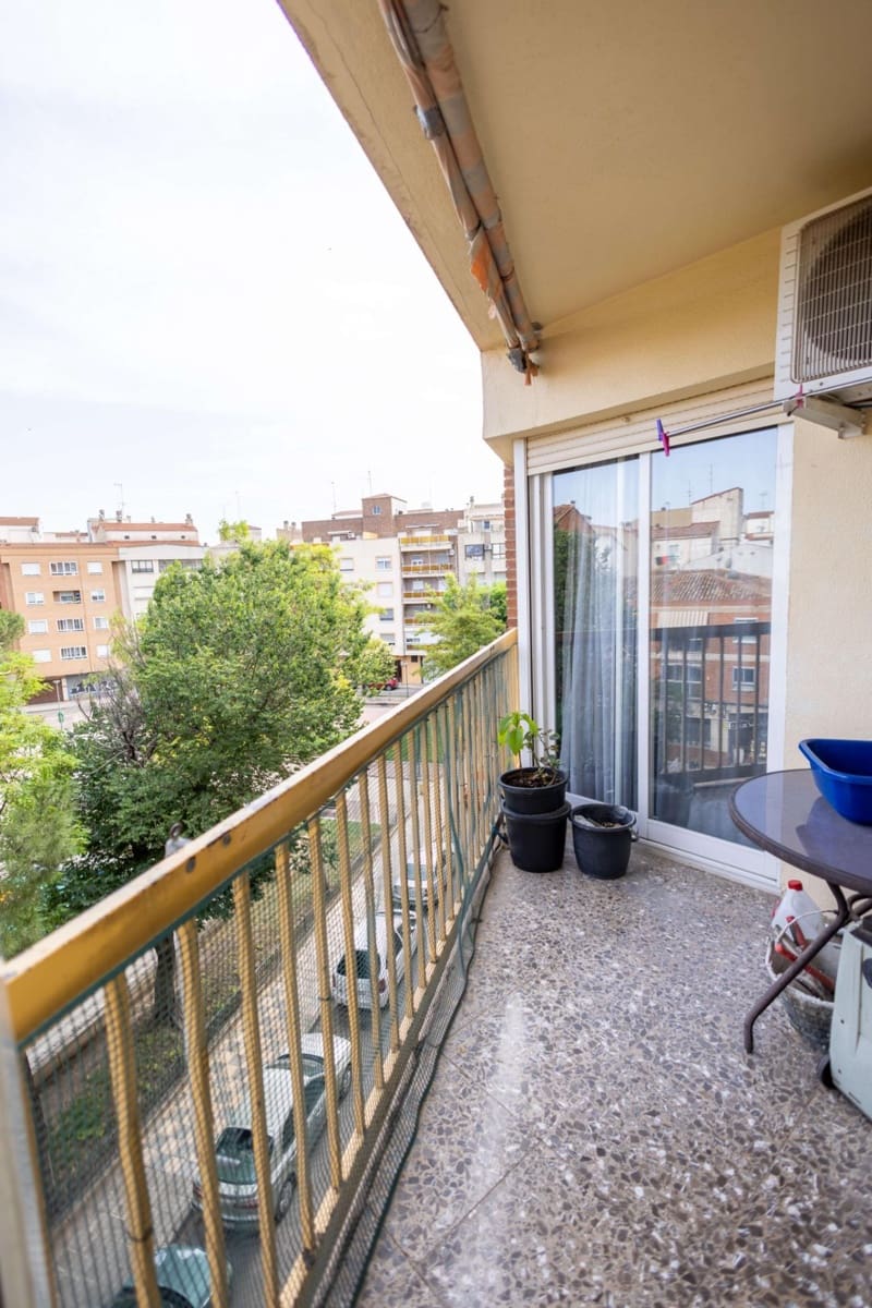 3 slaapkamer Flat te koop in Albacete stad - € 220.000 (Ref: 9125255)