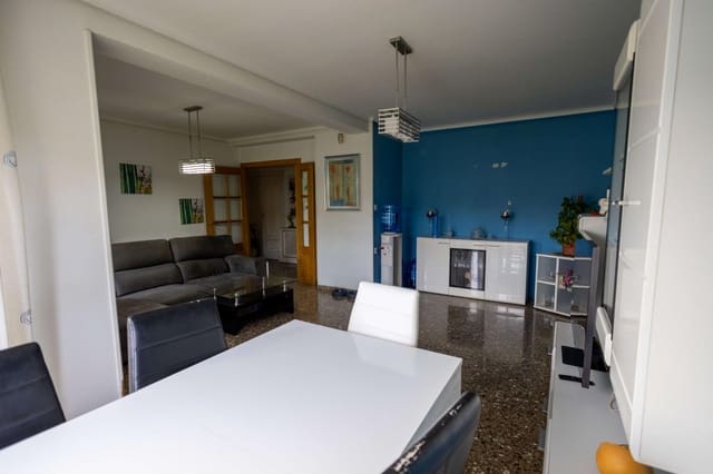 3 slaapkamer Flat te koop in Industria, Albacete stad - € 220.000 (Ref: 9125255)