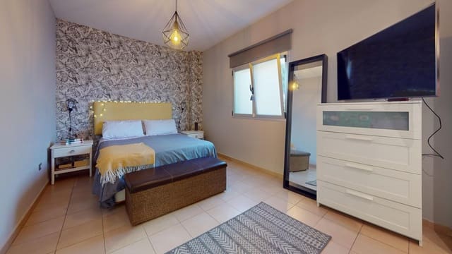 3 slaapkamer Flat te koop in Las Palmas de Gran Canaria - € 349.500 (Ref: 9125259)