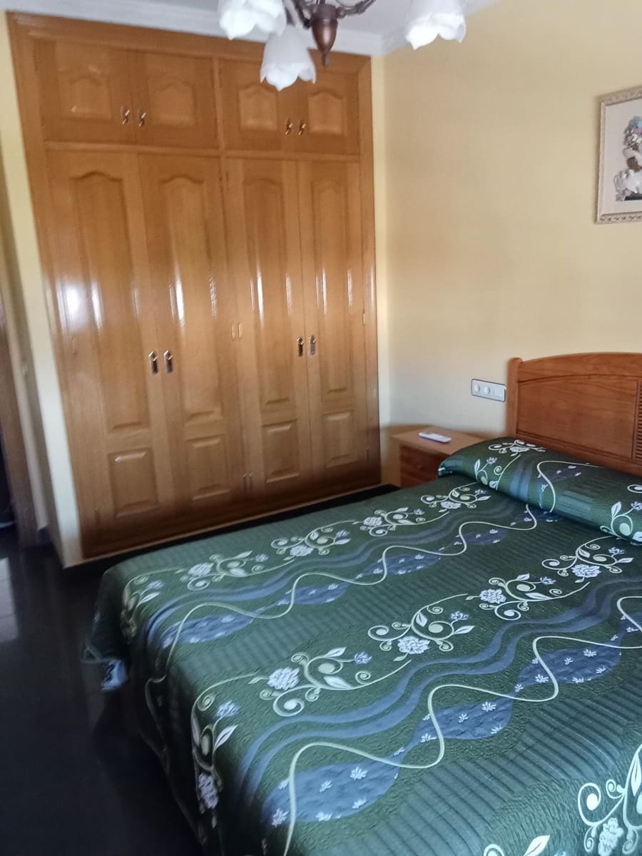 Chalet de 3 habitaciones en Los Narejos en venta con garaje - 295.000 € (Ref: 9125260)