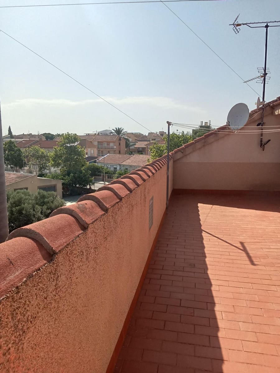 Chalet de 3 habitaciones en Los Narejos en venta con garaje - 295.000 € (Ref: 9125260)