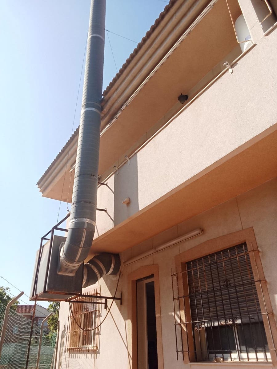 Chalet de 3 habitaciones en Los Narejos en venta con garaje - 295.000 € (Ref: 9125260)