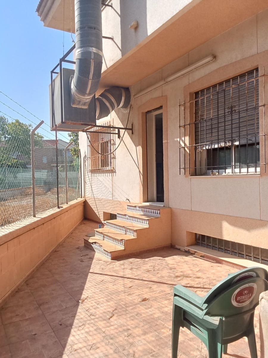 Chalet de 3 habitaciones en Los Narejos en venta con garaje - 295.000 € (Ref: 9125260)