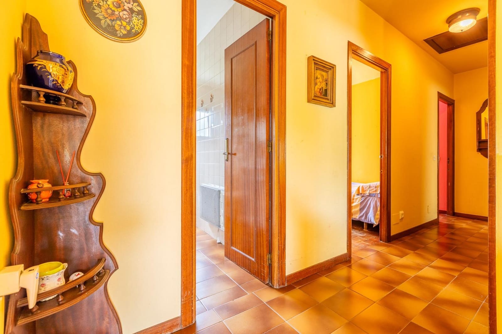 8 bedroom Villa for sale in Bergondo - € 385,000 (Ref: 9125262)