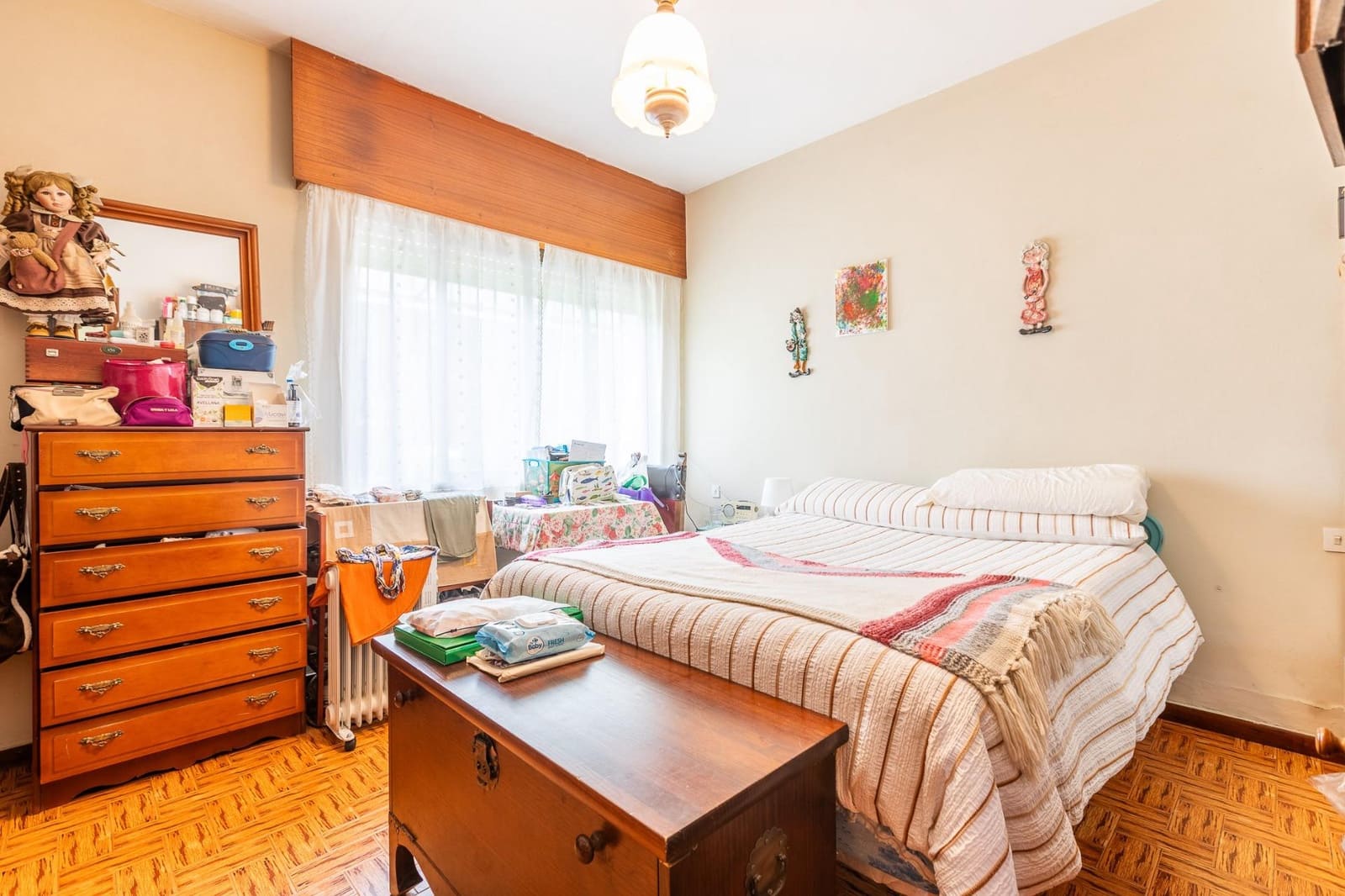 8 bedroom Villa for sale in Bergondo - € 385,000 (Ref: 9125262)