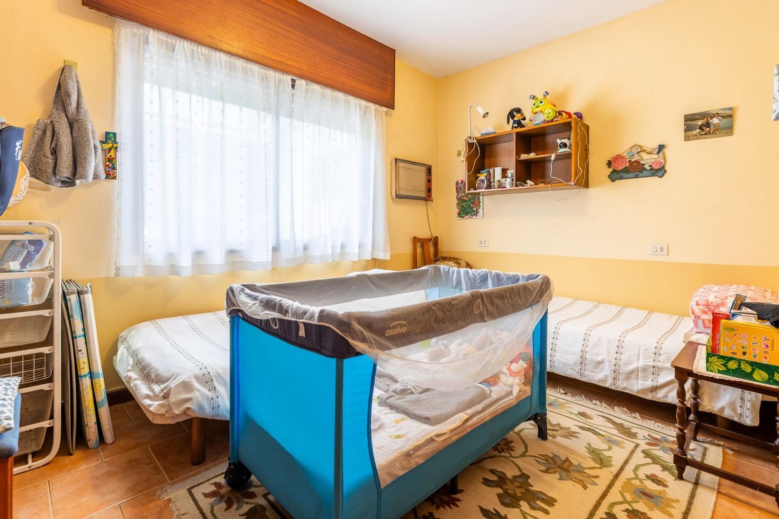 8 bedroom Villa for sale in Bergondo - € 385,000 (Ref: 9125262)