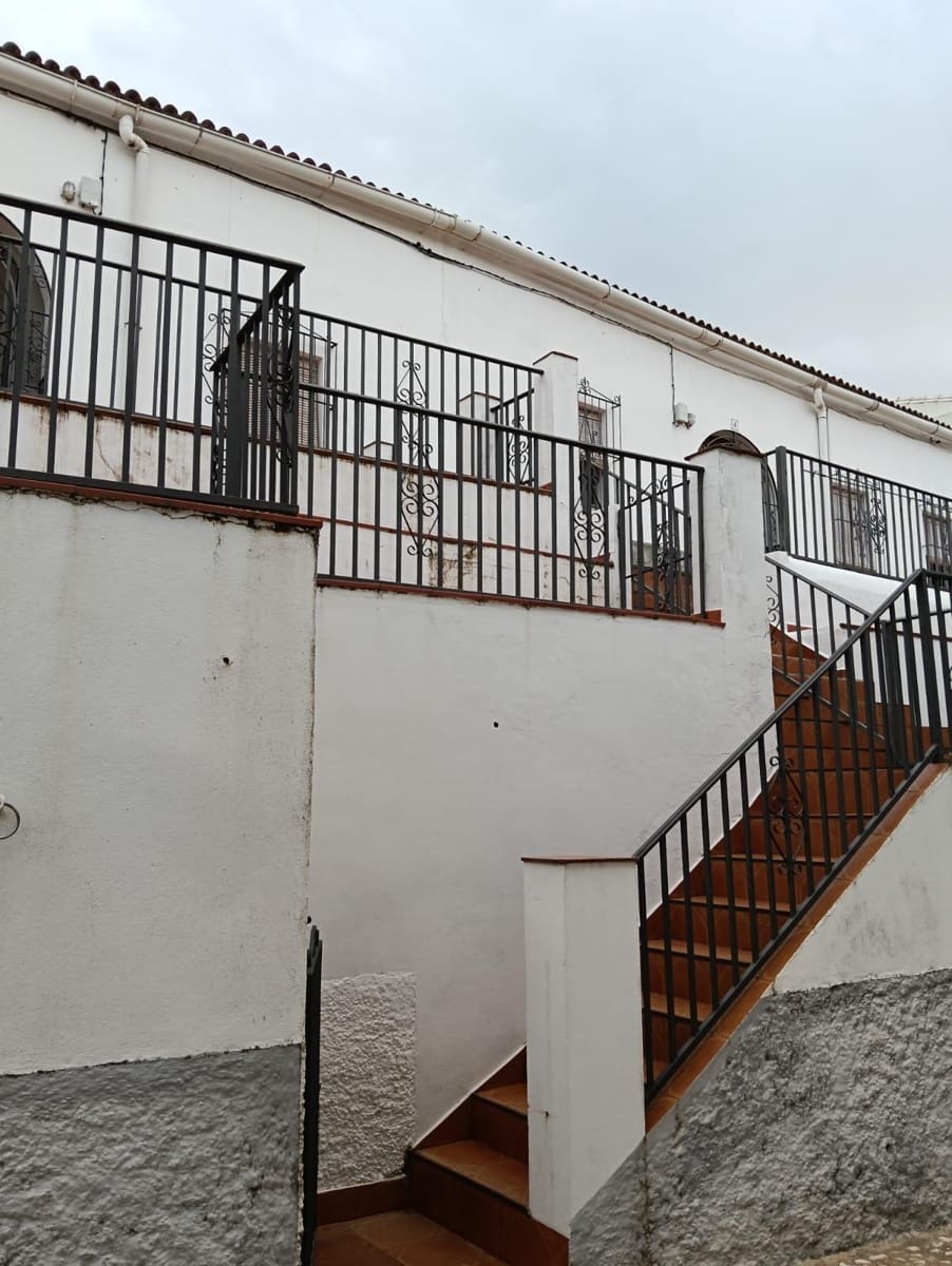 4 quarto Moradia em Banda para venda em Aracena com garagem - 179 000 € (Ref: 9125263)