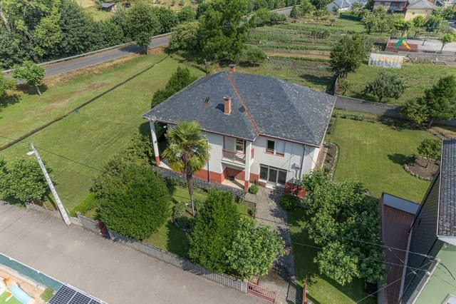 3 soveværelse Villa til salg i Vega de Espinareda - € 320.000 (Ref: 9125269)