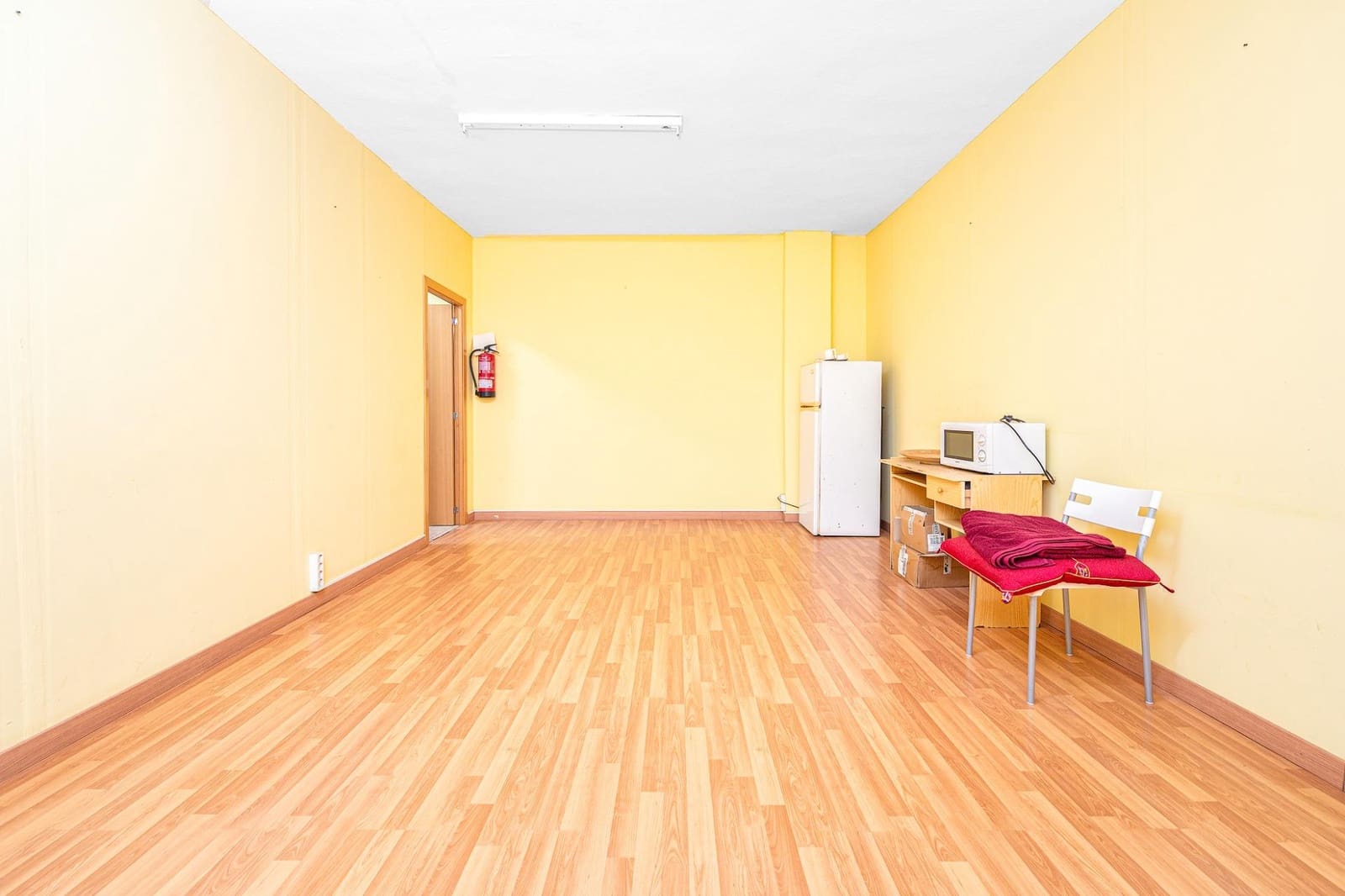 Commercieel te koop in Las Palmas de Gran Canaria - € 260.000 (Ref: 9125273)