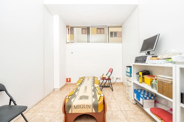 Commercieel te koop in Schamann - Rehoyas, Las Palmas de Gran Canaria - € 260.000 (Ref: 9125273)