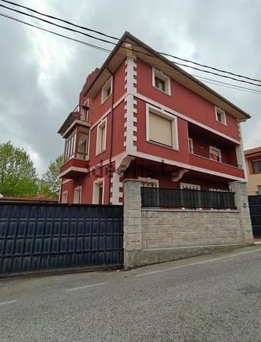 Villa til salg i Santander - € 698.000 (Ref: 9125274)