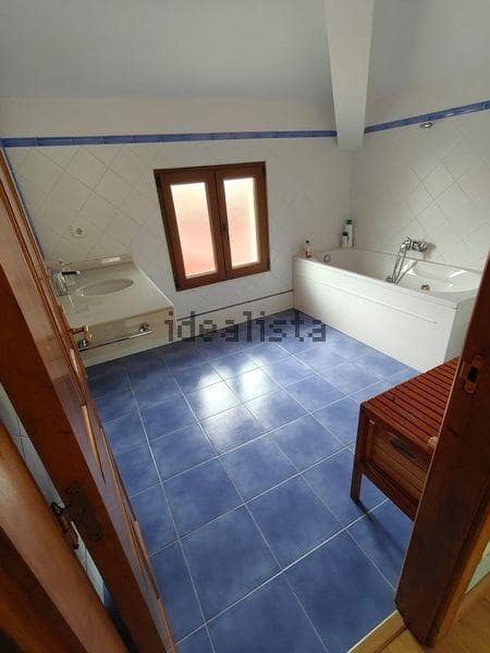 Villa til salg i Santander - € 698.000 (Ref: 9125274)