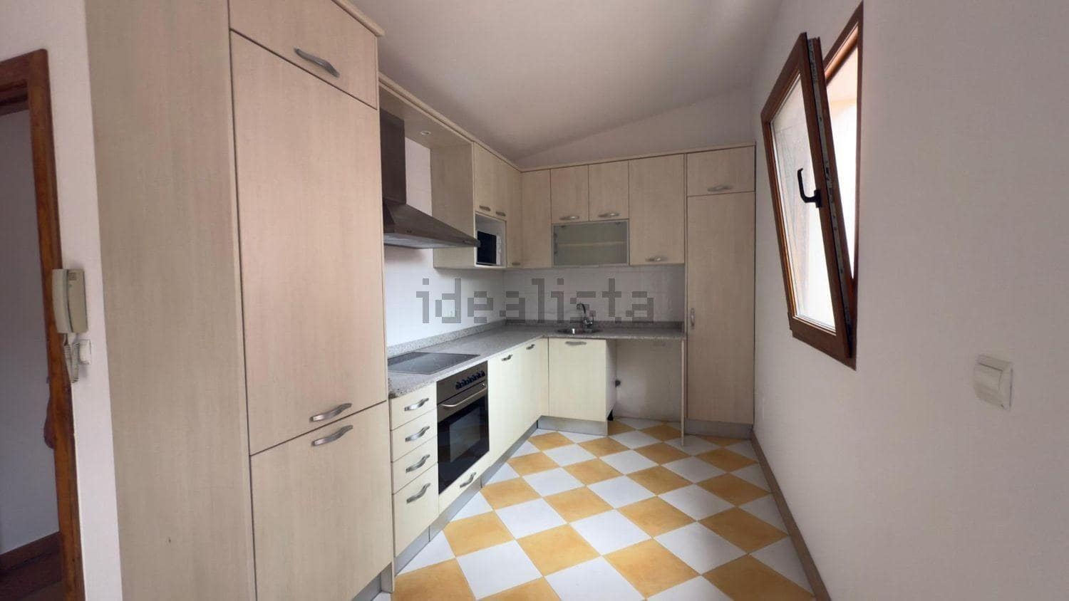 Villa til salg i Santander - € 698.000 (Ref: 9125274)