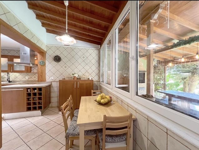 3 bedroom Finca/Country House for sale in La Orotava - € 650,000 (Ref: 9125275)